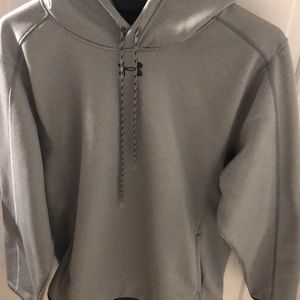 Men’s Medium Gray Under Armour Hoodie